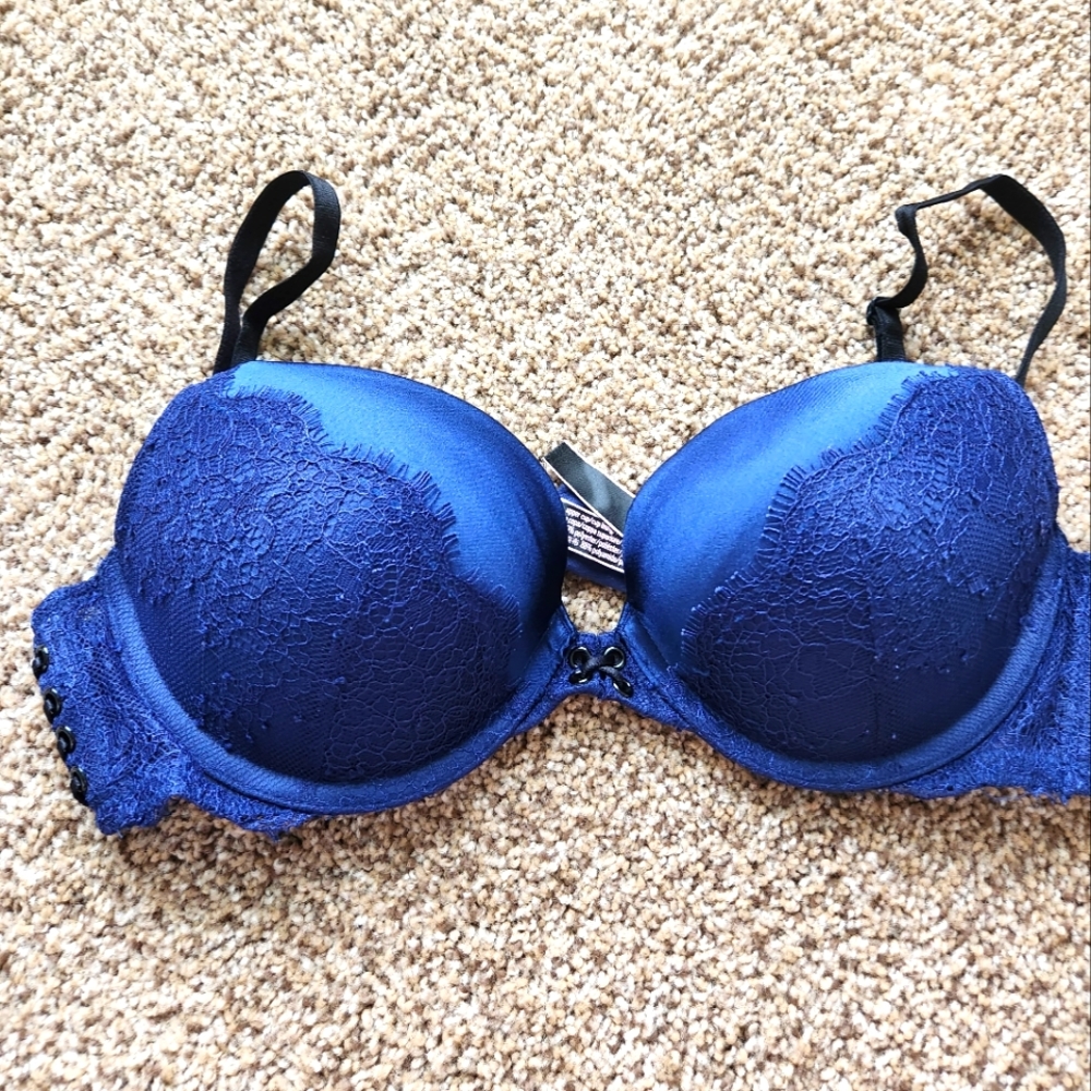 Victoria Secret Very Sexy Collection Blue Black Pushup Bra